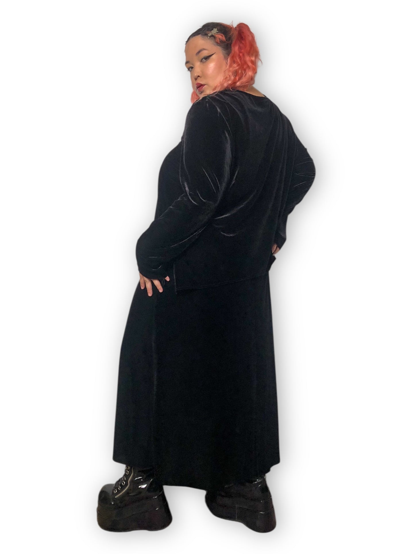 90’s/Y2K Jazz II Black Velvet Long Sleeve Maxi Dress (3X)