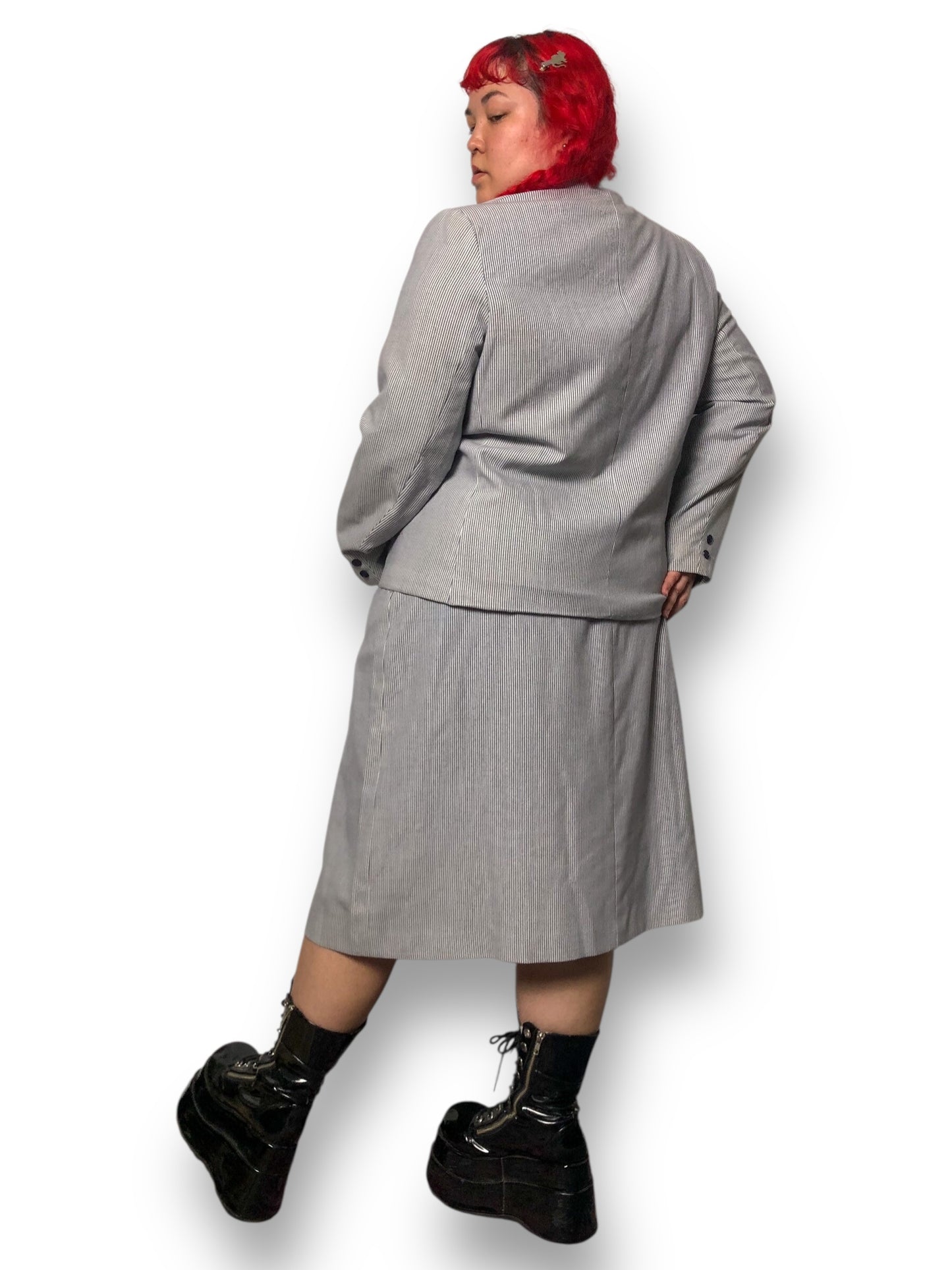 70’s Investments Gray and White Pinstripe Skirt Suit (2X)