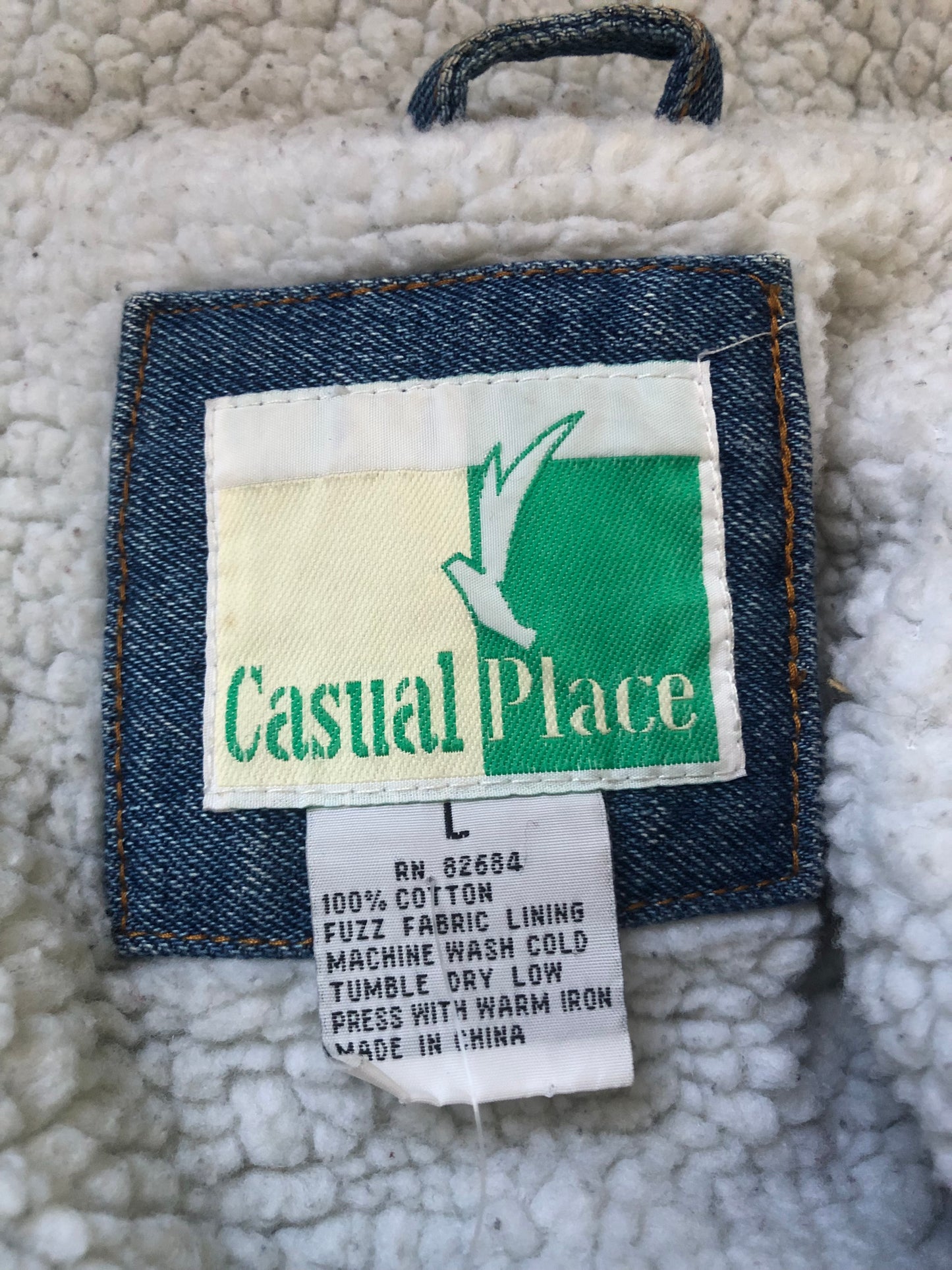 90’s Casual Place Sherpa-Lined Denim Jacket (L)