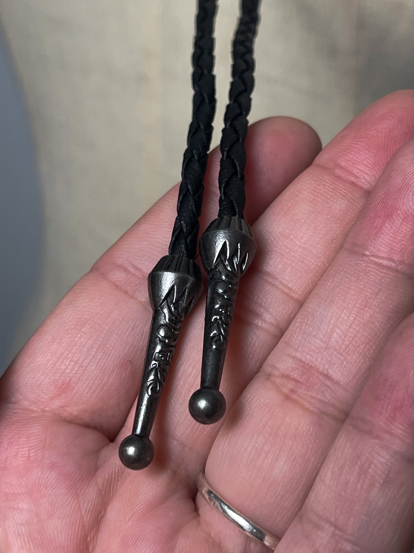 Raven Skull Bolo Tie
