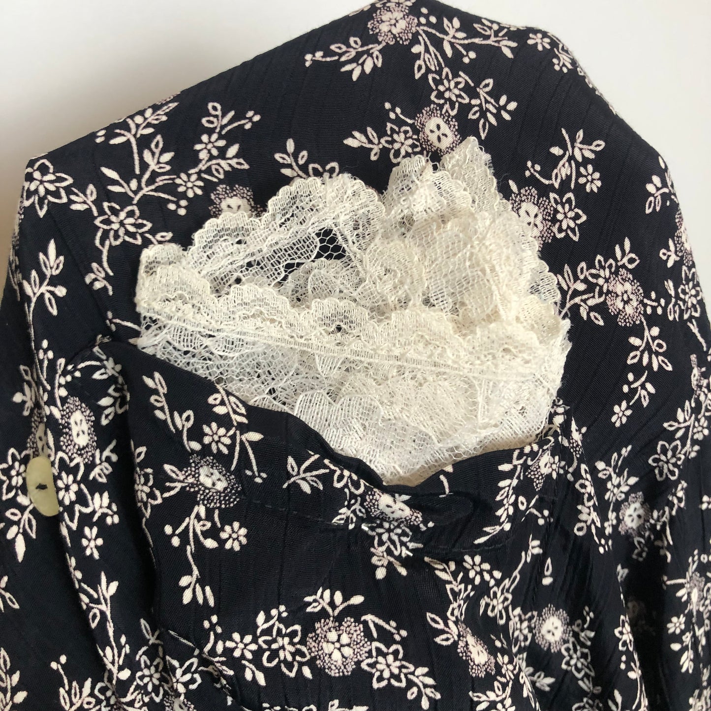 90’s A.B.S. Navy Blue Floral Print Blouse (2X)