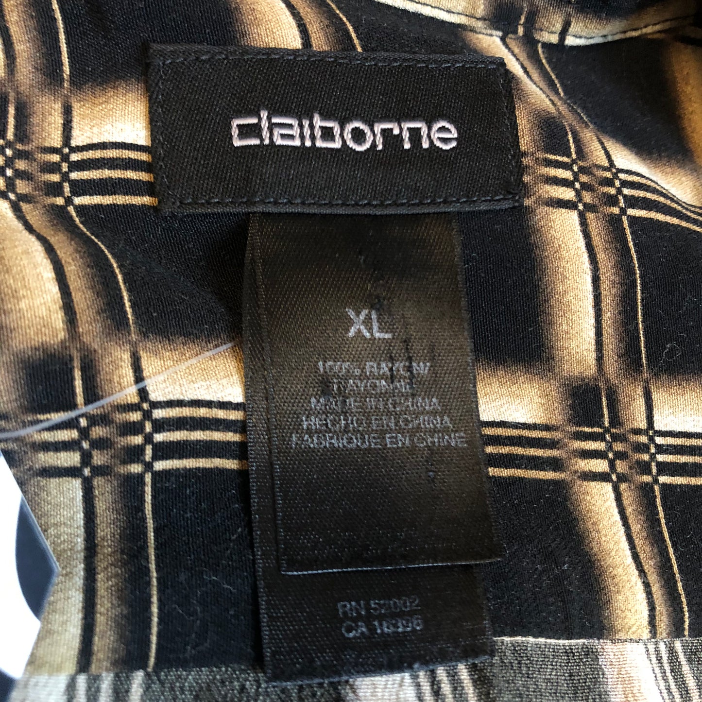 90’s/Y2K Claiborne Black and Brown Retro Grid Print Button Down Shirt (XL/2X)