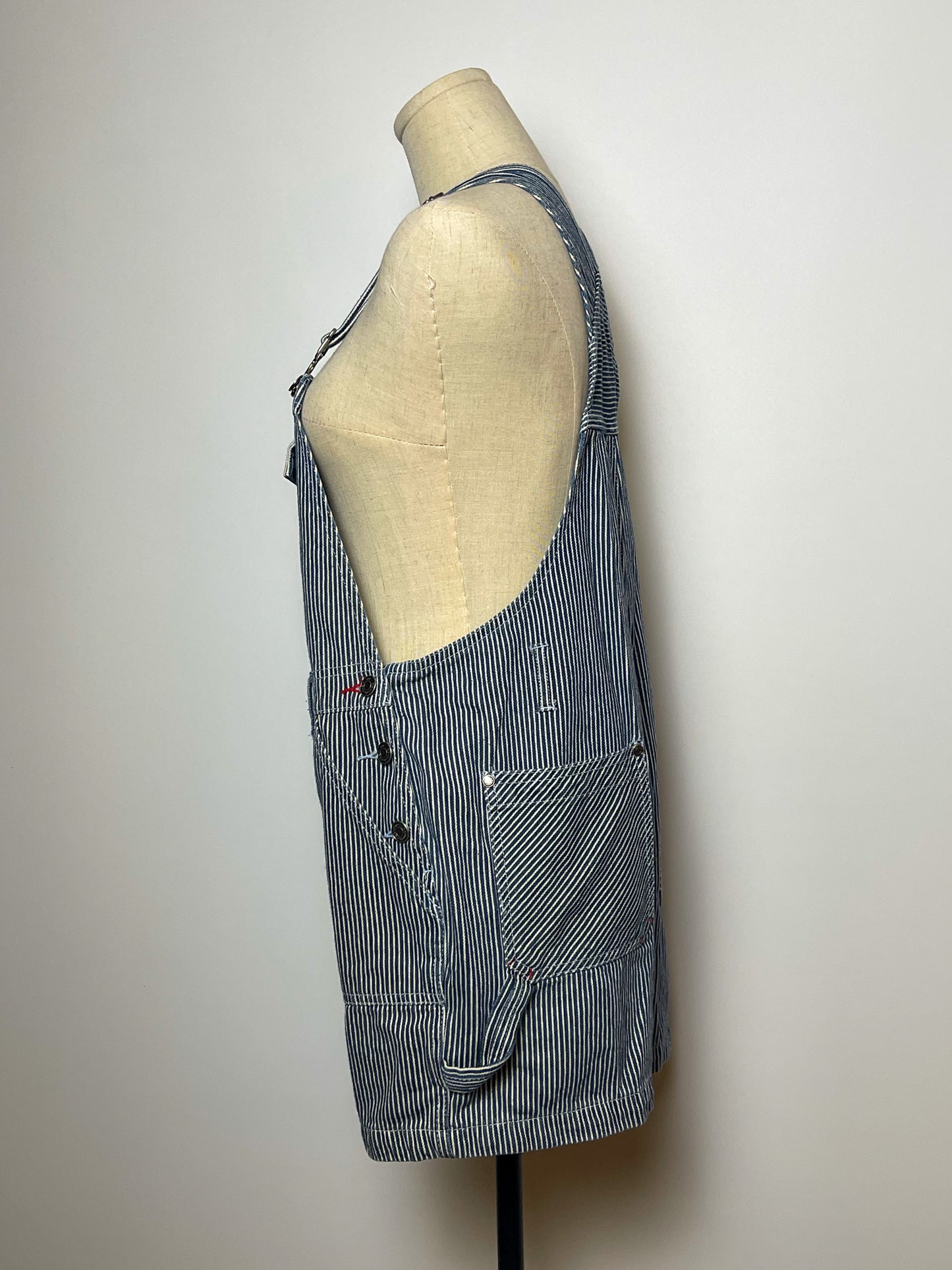 90’s/Y2K Railroad Stripe Overall Shorts (M)