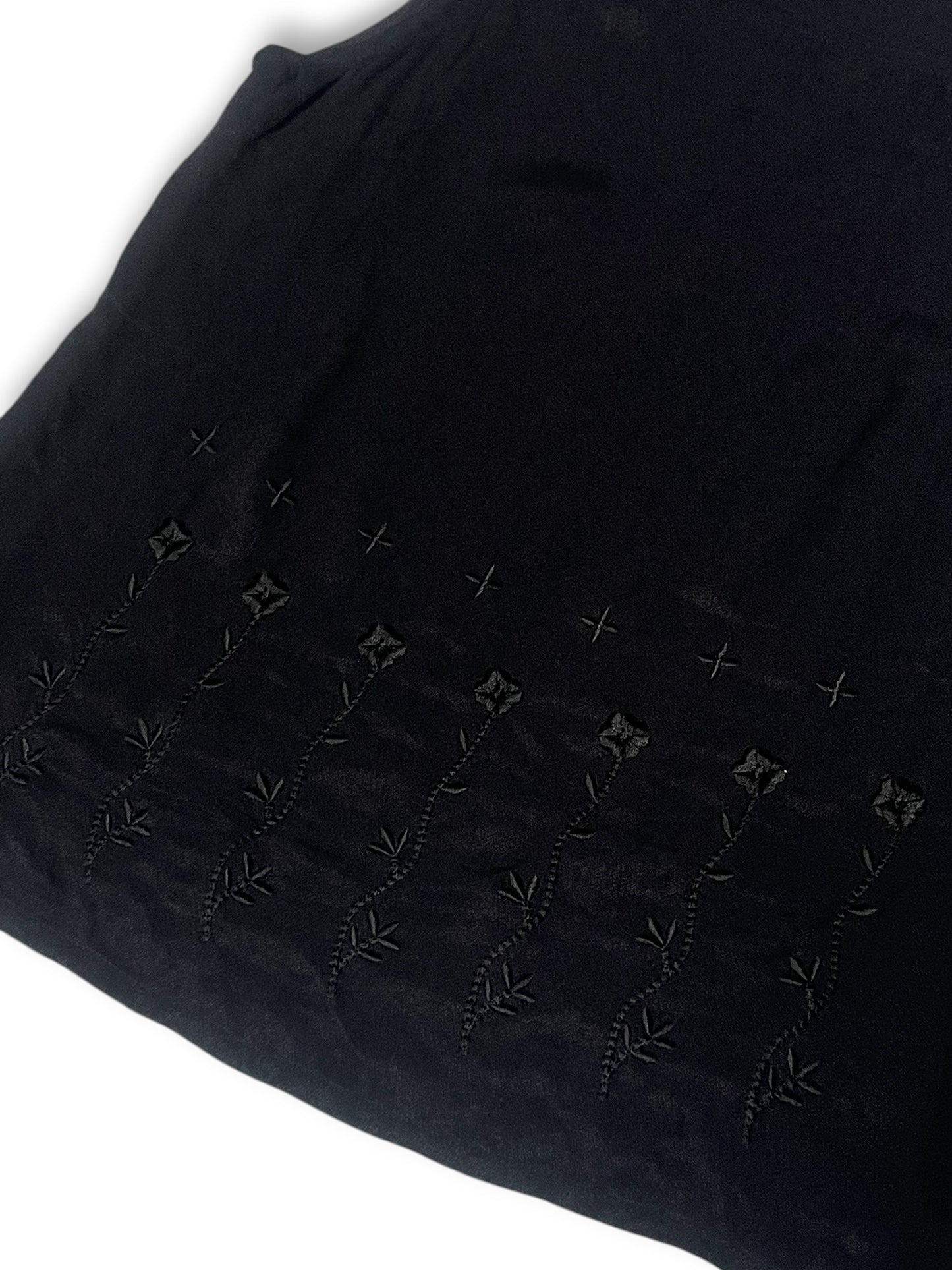 90’s Whimsigoth Embroidered Top (L)