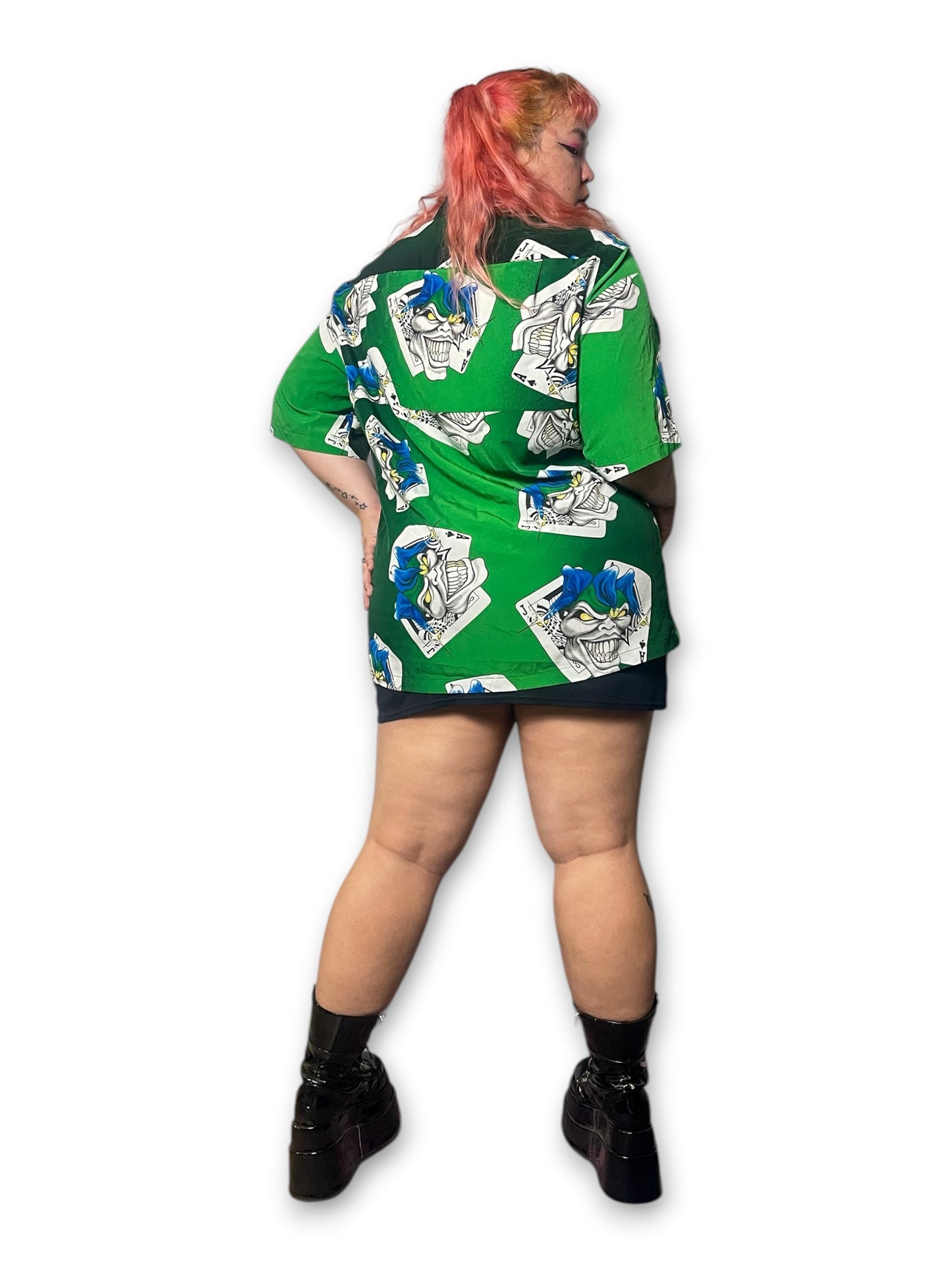 90’s Graphic Print Button Down Shirt (1X/2X)