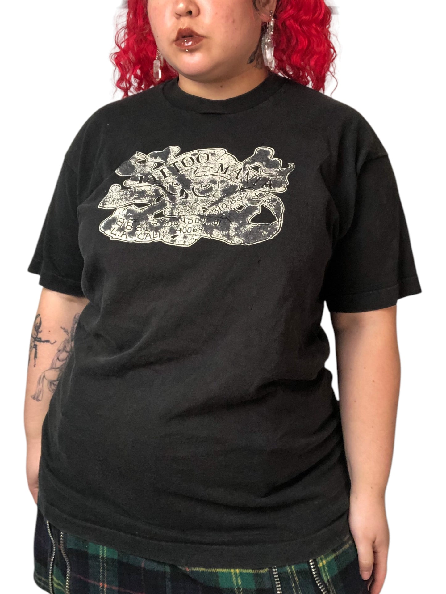 90’s/Y2K Graphic Print Black T-Shirt (XL)