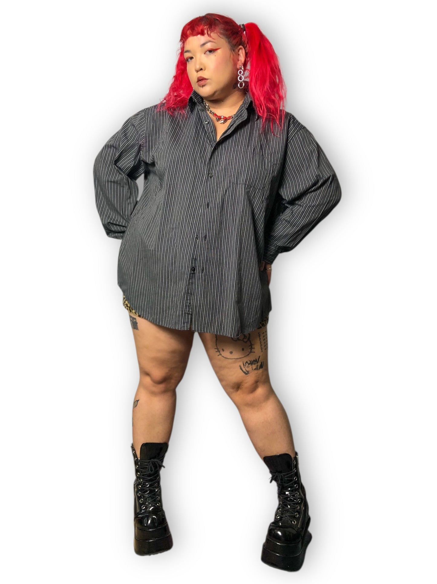 Y2K/Modern Van Heusen Gray Striped Button Down Shirt (2X/3X)