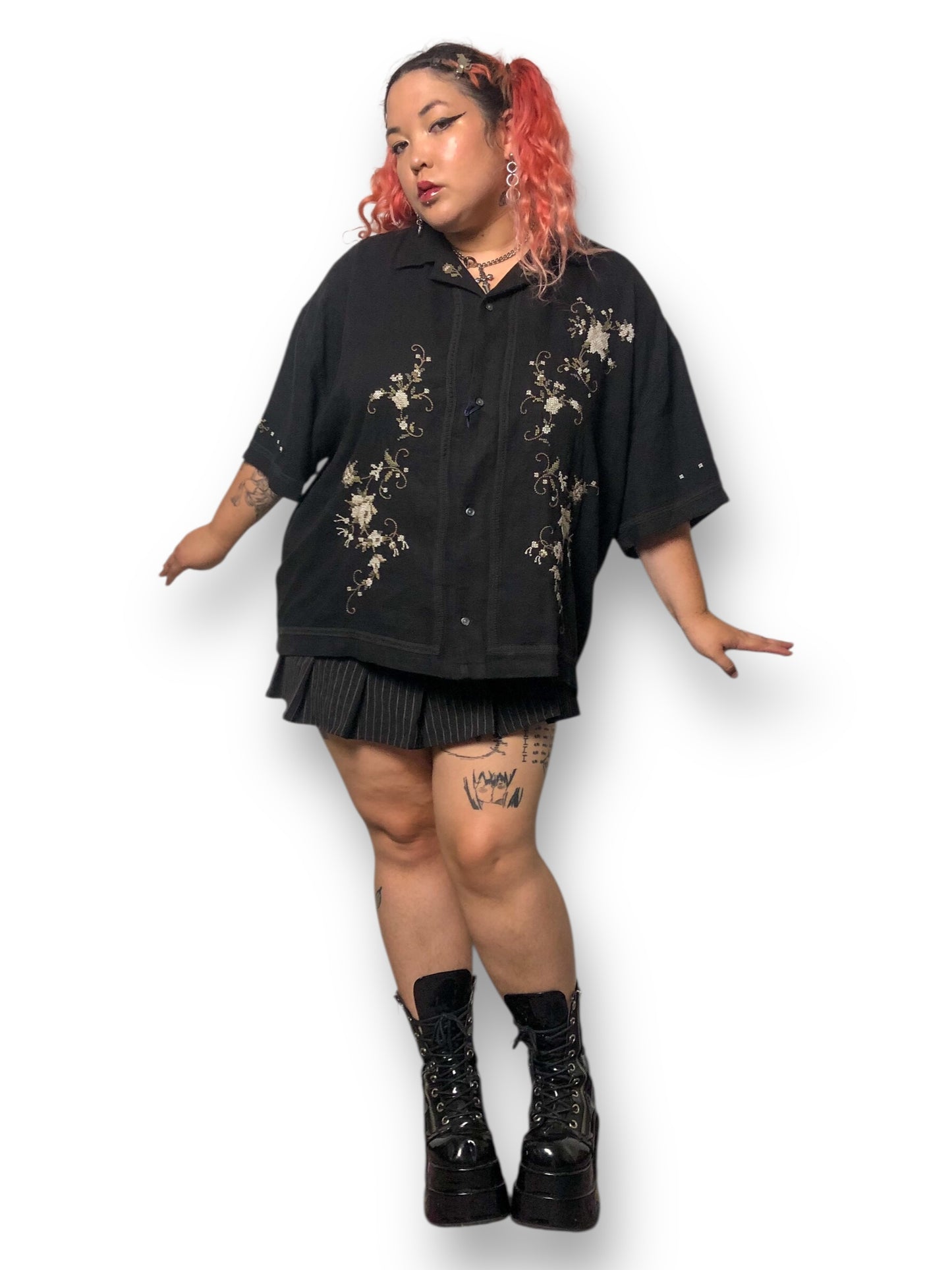 Abercrombie & Fitch Black Embroidered Blouse (3X)