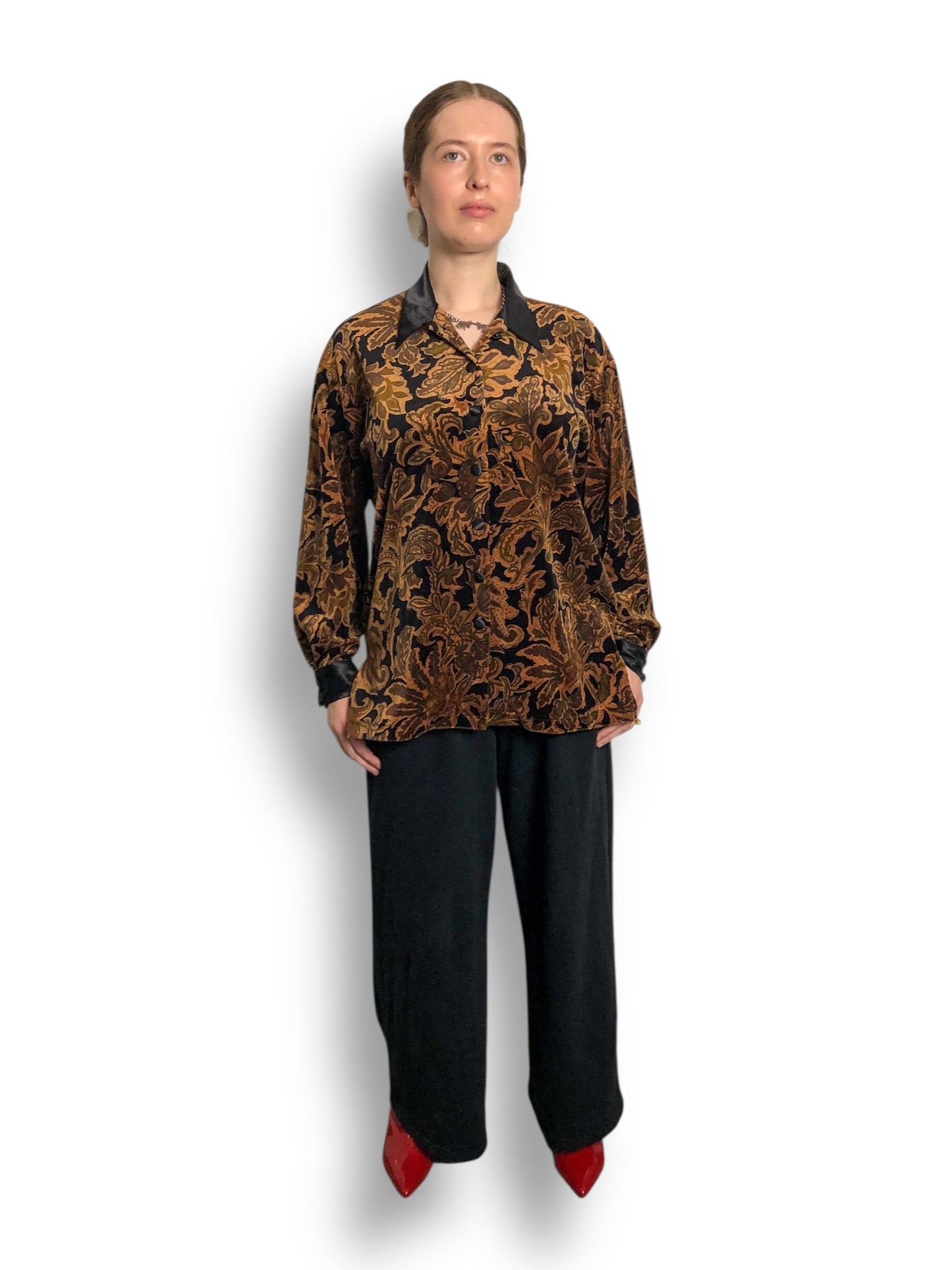 80’s/90’s Lizsport Black and Brown Paisley Velour Shirt (M/L)