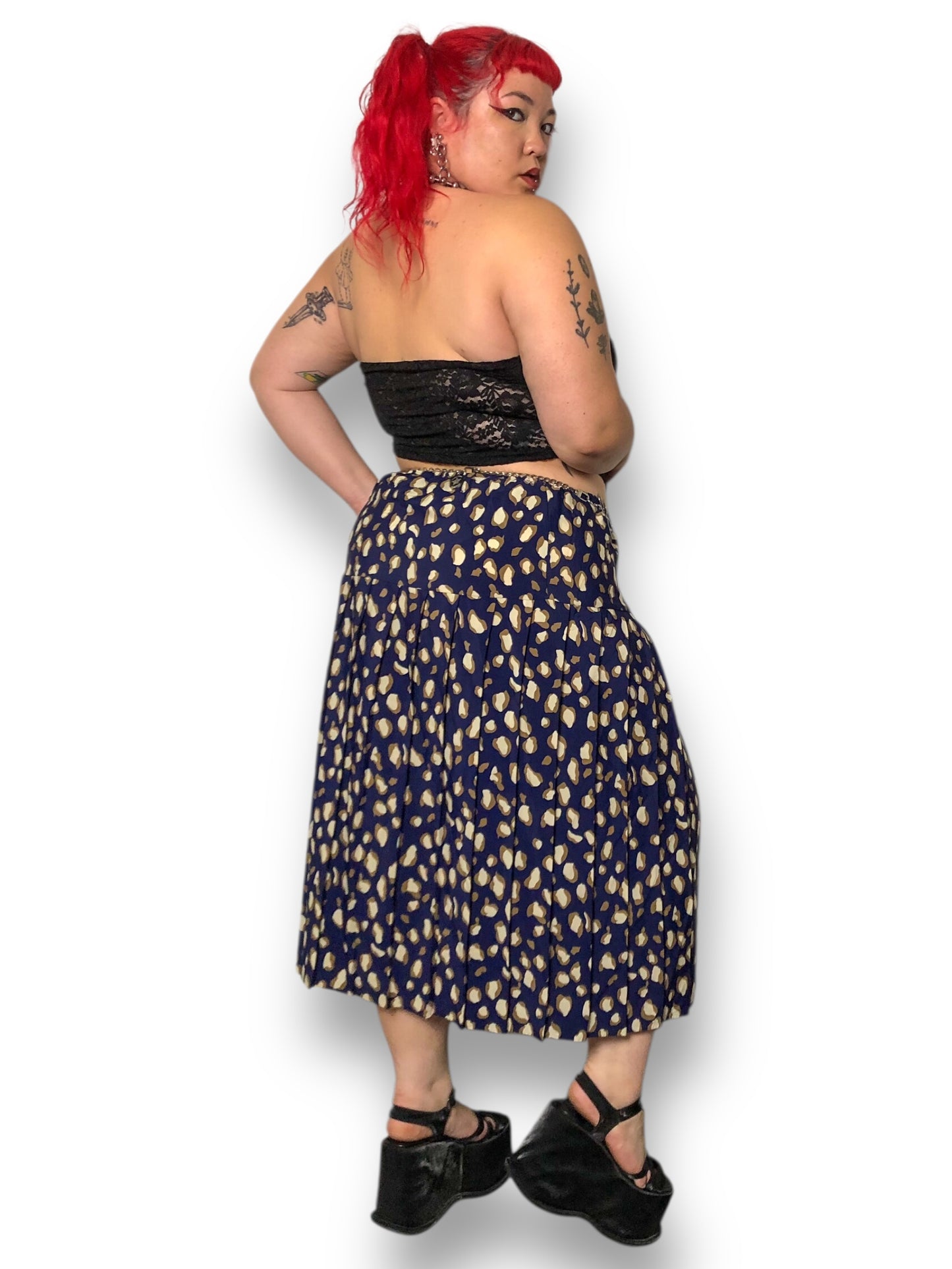 70’s/80’s Navy Blue Patterned Pleated Skirt (2X/3X)