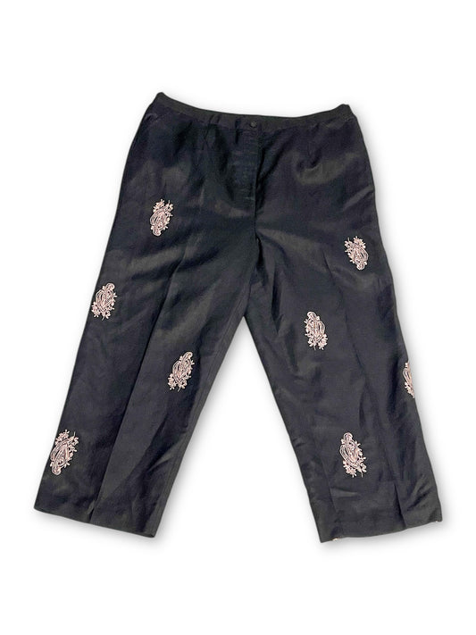 90’s/Y2K Black Embroidered Pants (1X)