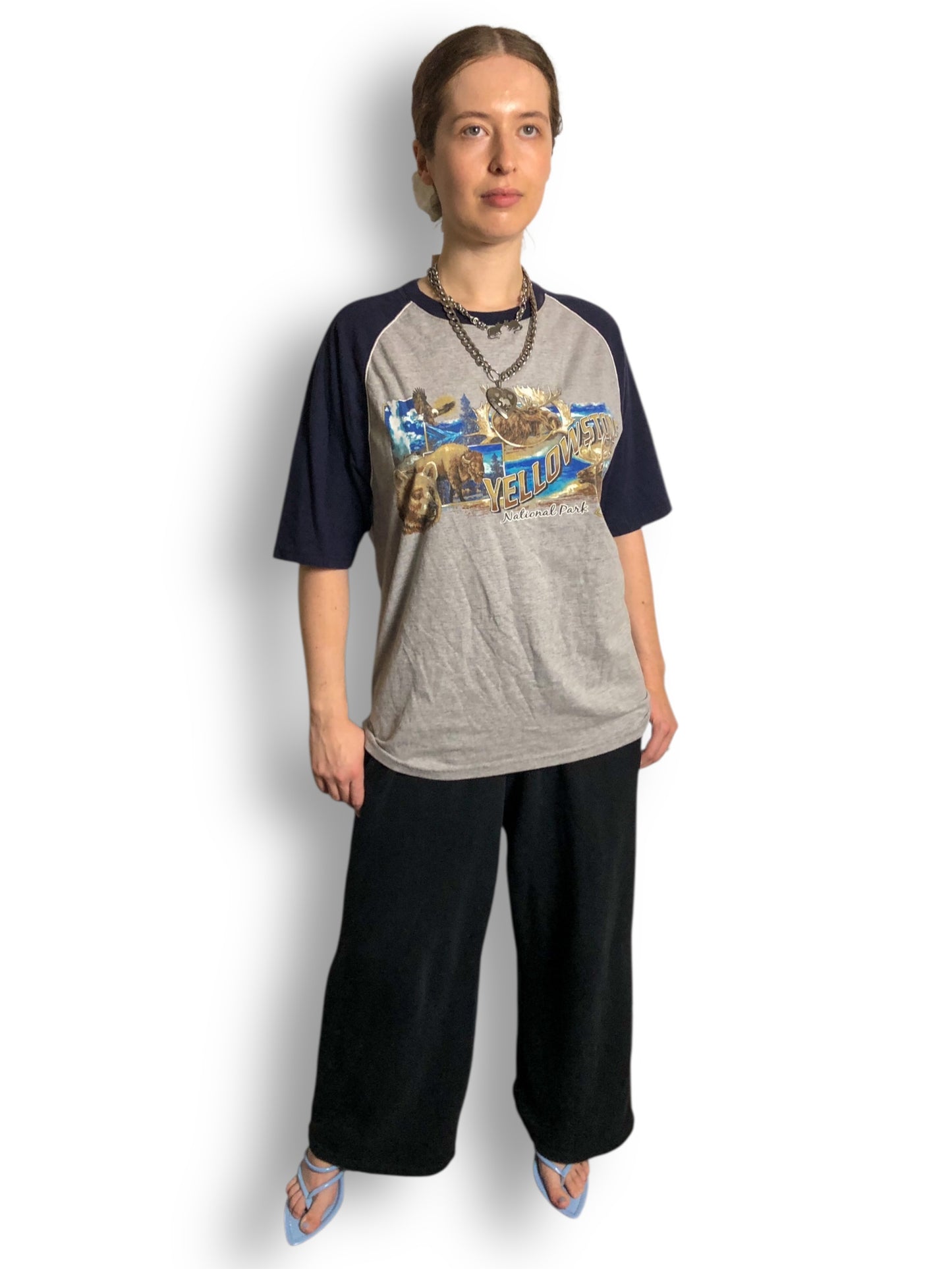 Y2K Yellowstone National Park Heather Gray Raglan T-Shirt (L)