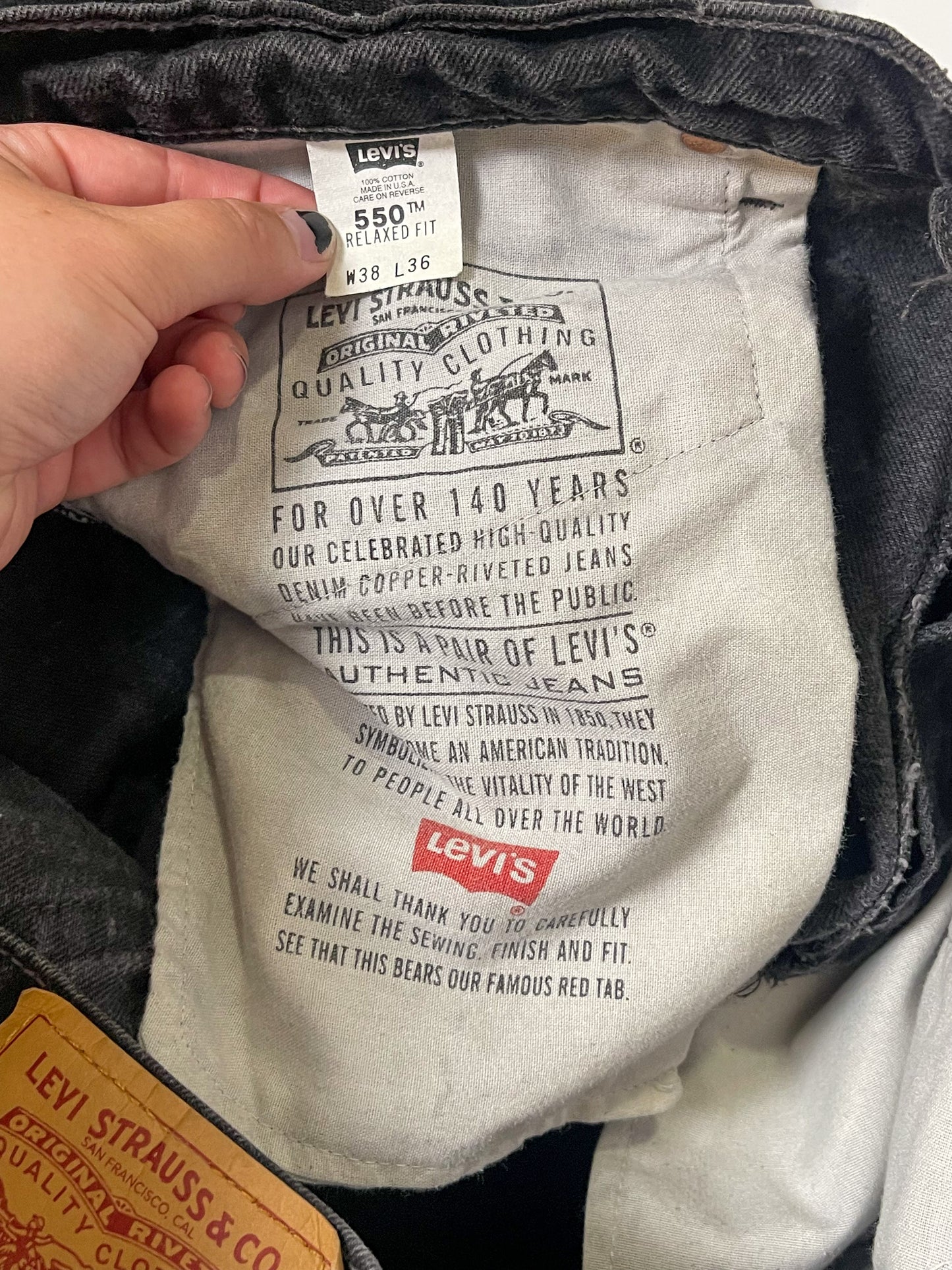 90’s Levi’s 550 Denim Jeans (XL)