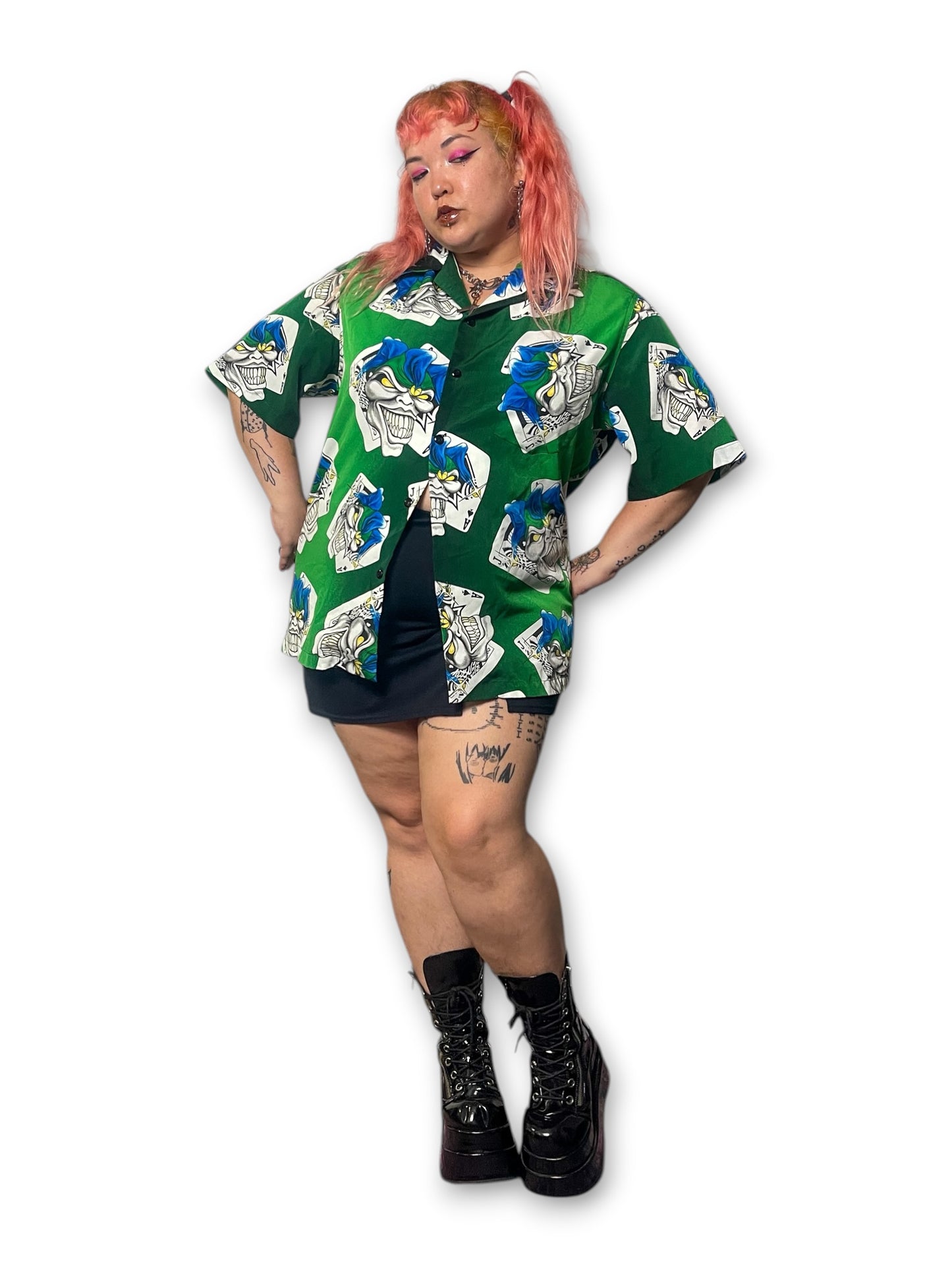 90’s Graphic Print Button Down Shirt (1X/2X)