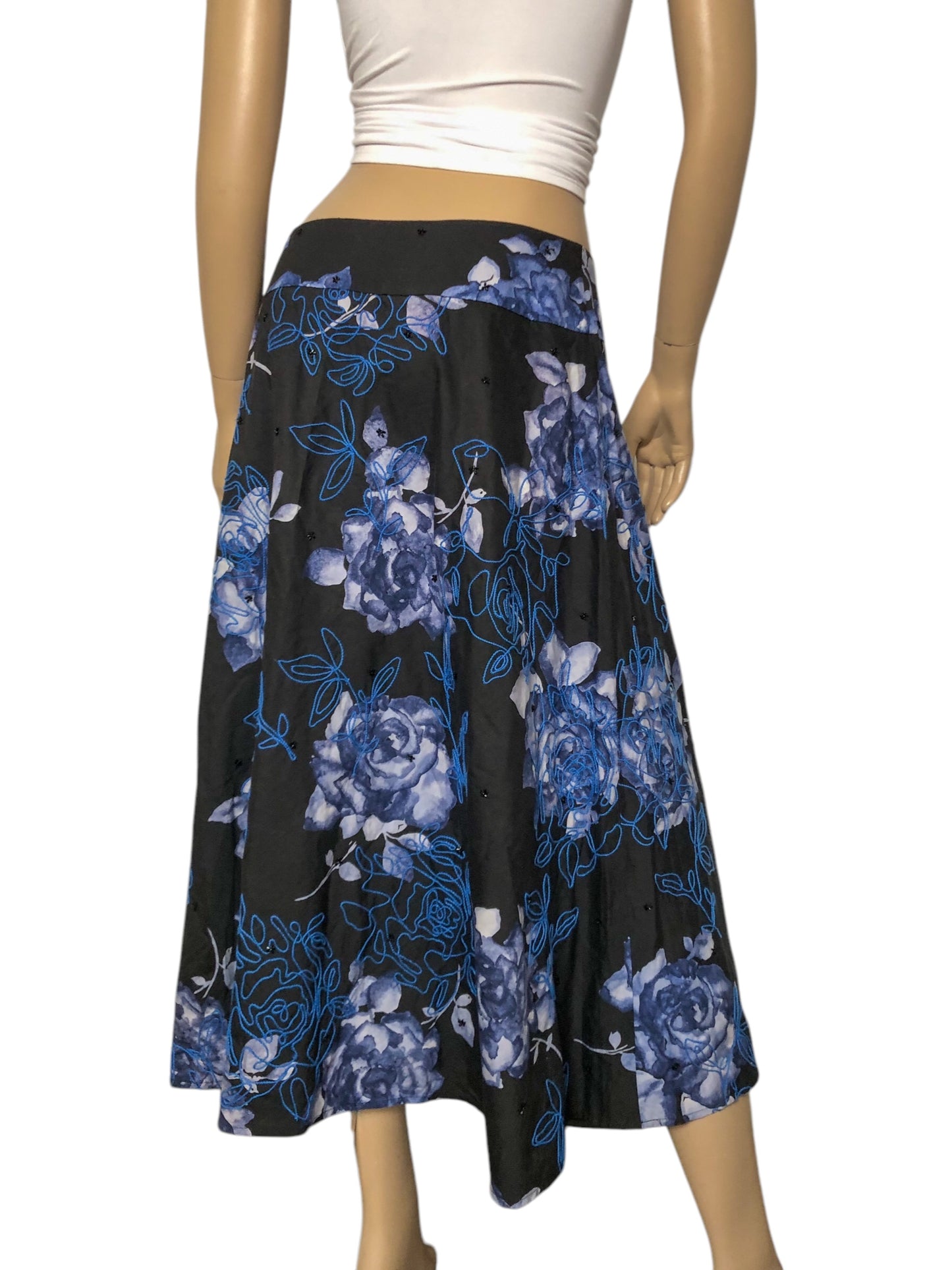 90’s/Y2K Grace Elements Black and Blue Floral Watercolor A-Line Skirt (M)