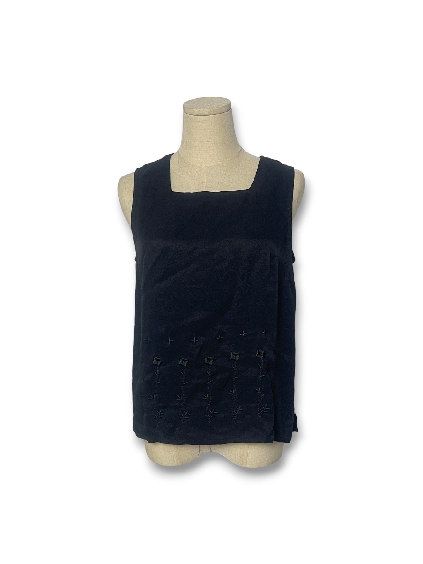 90’s Whimsigoth Embroidered Top (L)