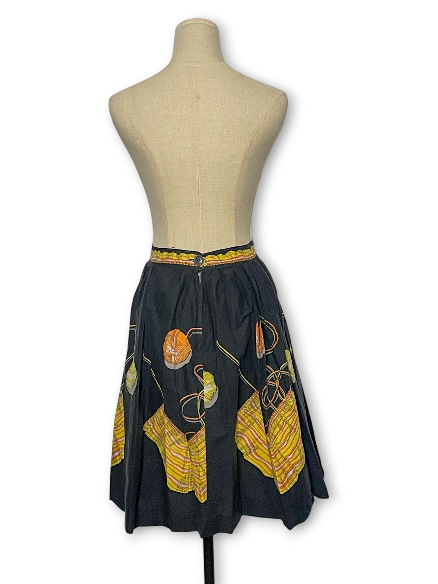 Vintage Kitschy Print Circle Skirt (S)