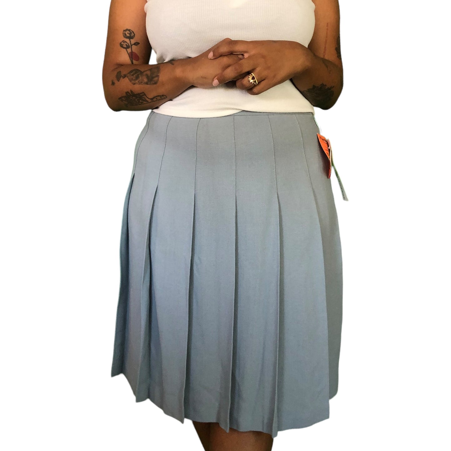 90’s Josephine Chaus Powder Blue Pleated Skirt (XL)