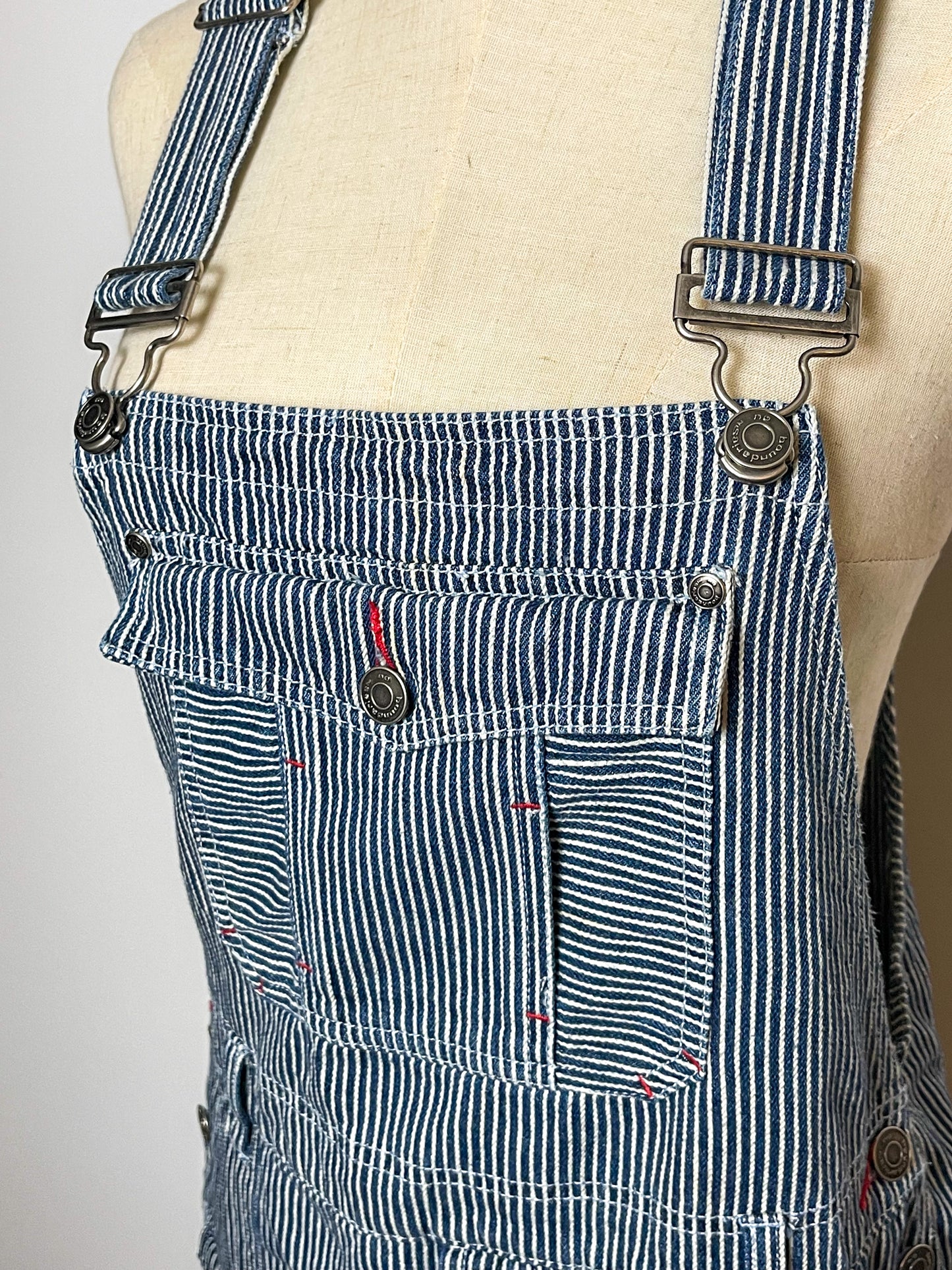 90’s/Y2K Railroad Stripe Overall Shorts (M)
