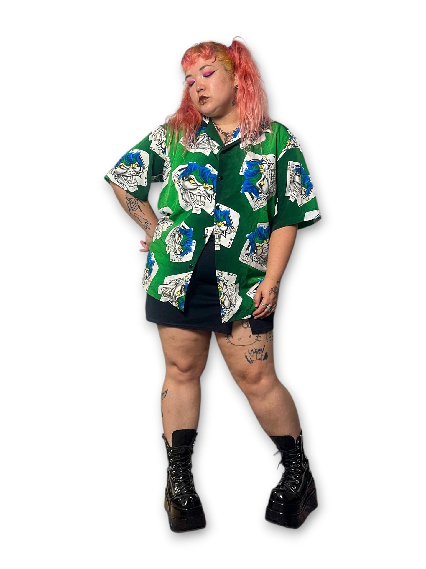 90’s Graphic Print Button Down Shirt (1X/2X)