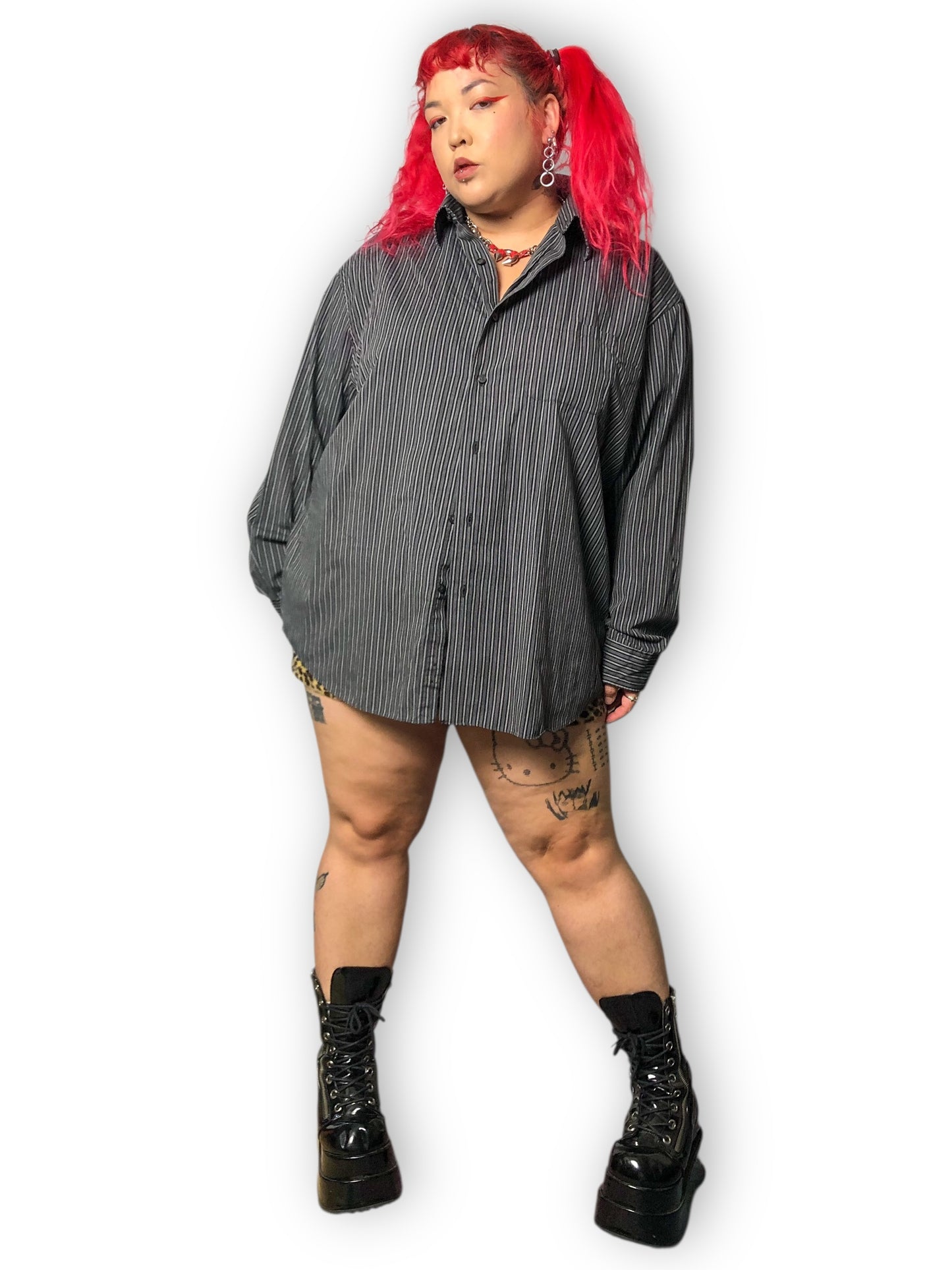 Y2K/Modern Van Heusen Gray Striped Button Down Shirt (2X/3X)