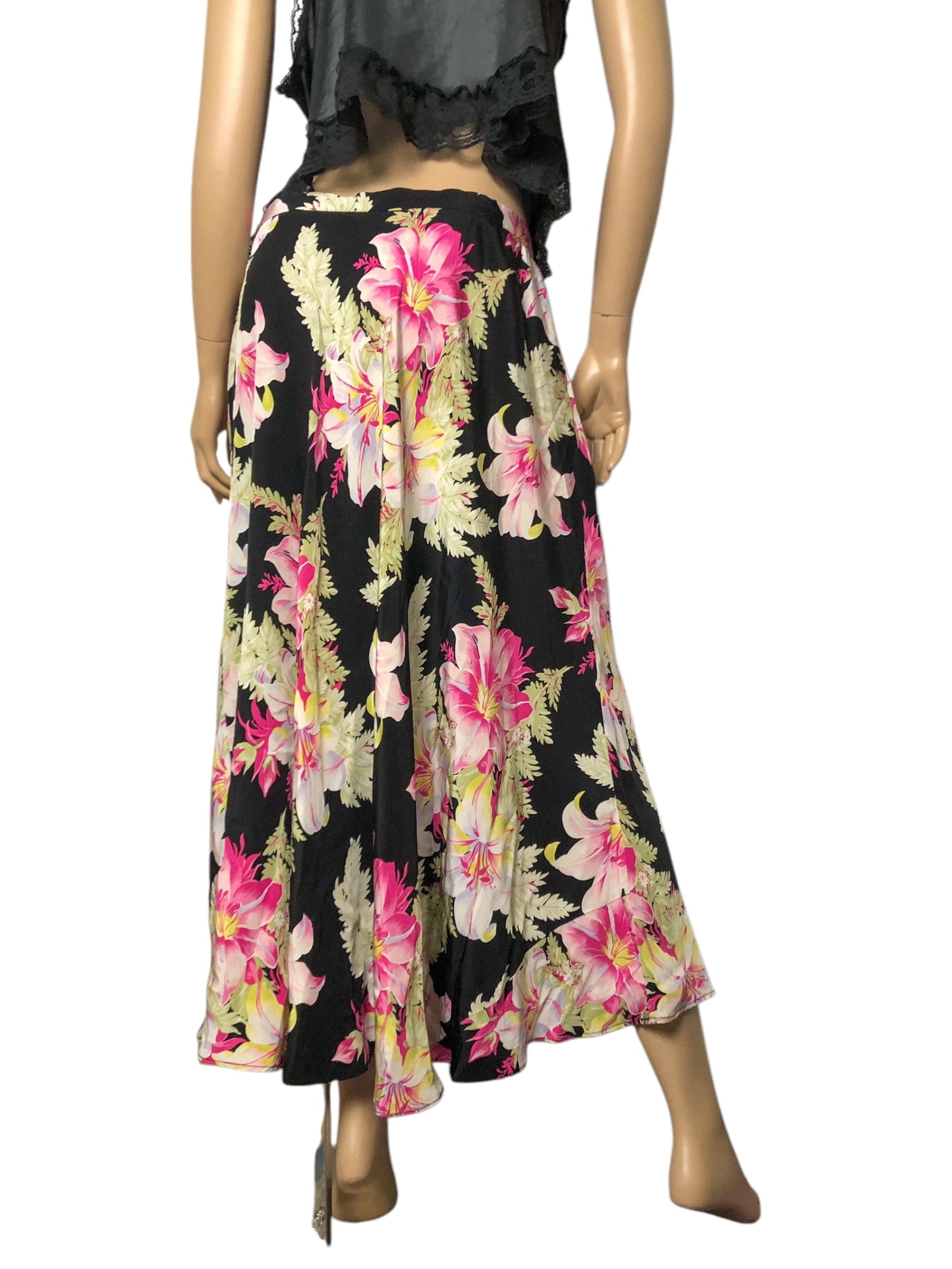 90’s/Y2K Jones New York Black Floral Print Skirt (M/L)