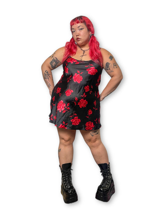 90’s/Y2K Rose Satin Slip Dress (XL)