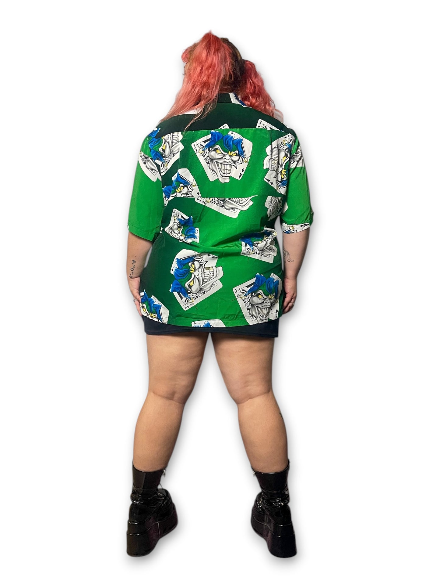 90’s Graphic Print Button Down Shirt (1X/2X)