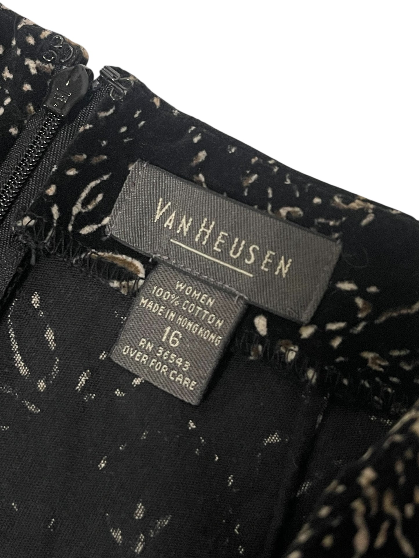 80’s/90’s Paisley Velvet Pencil Skirt (L)