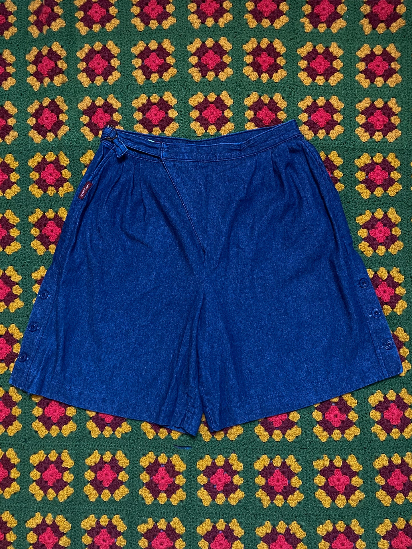 80’s/90’s Sasson Dark Wash Denim Shorts (L)