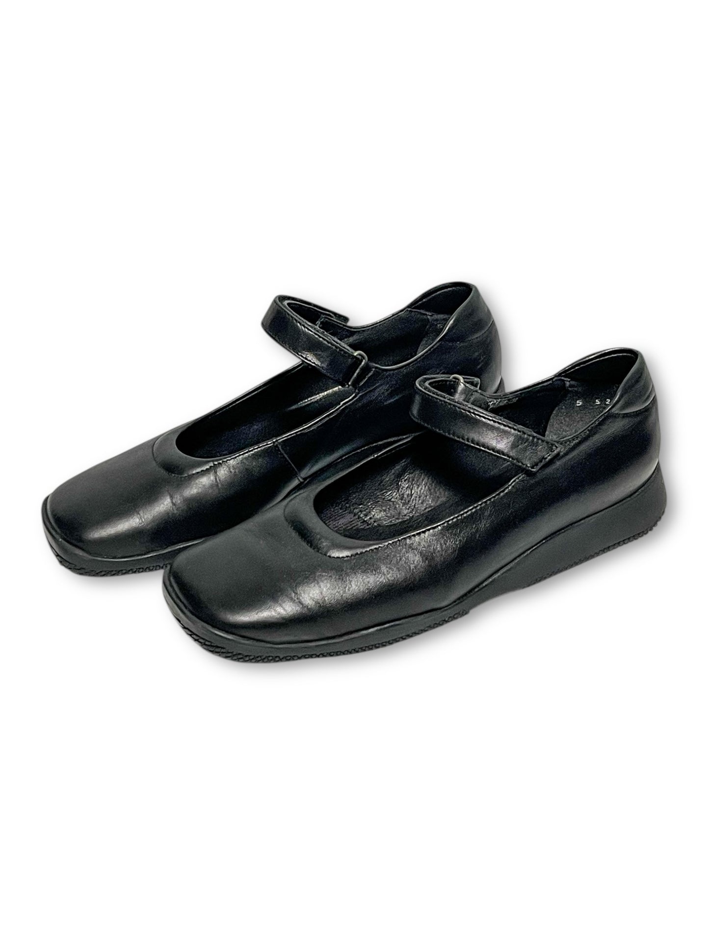 Vintage Black Leather Mary Janes (7/7.5)