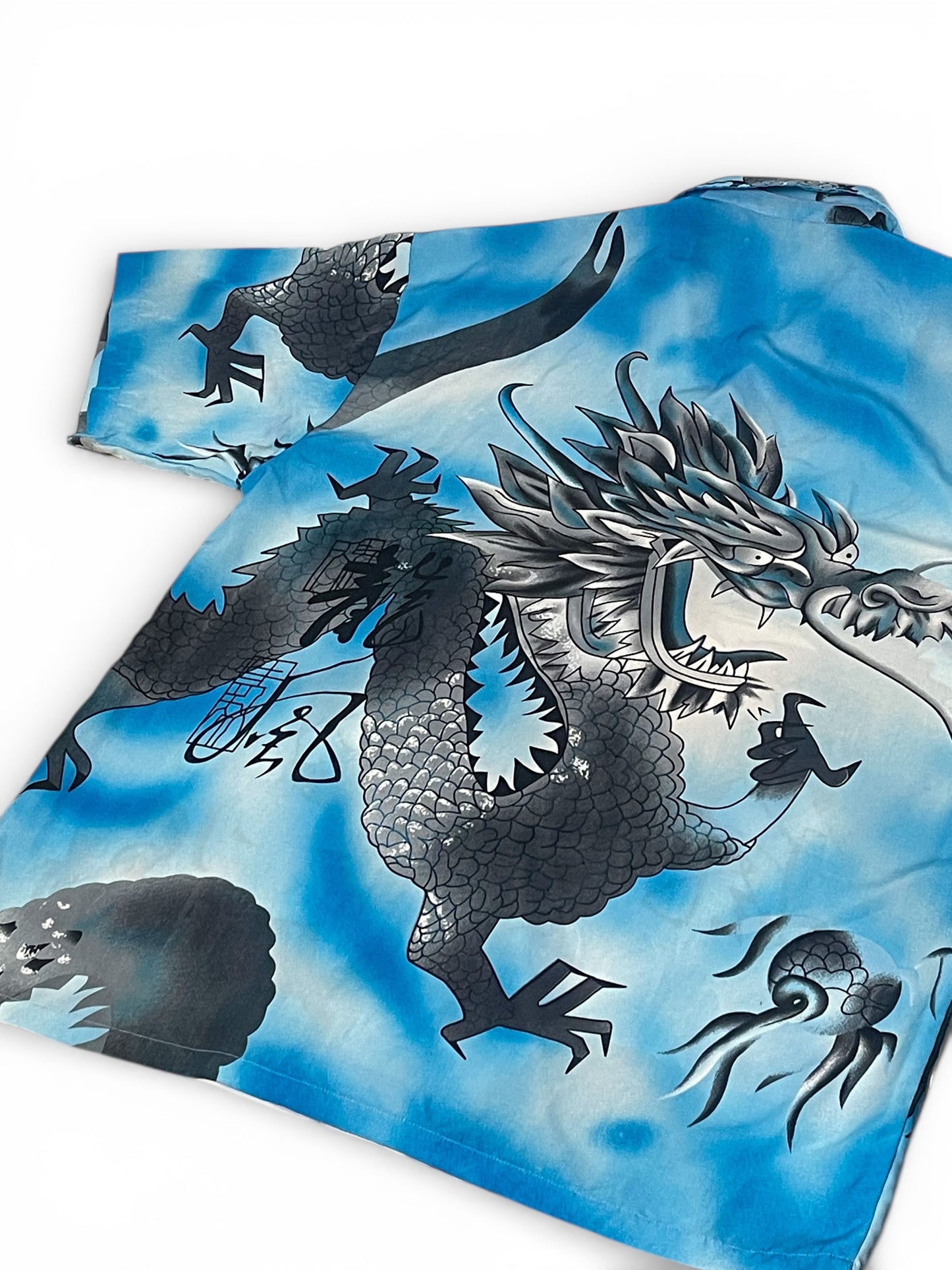 90’s/Y2K Dragon Graphic Button Down Shirt (L/XL/1X/2X)