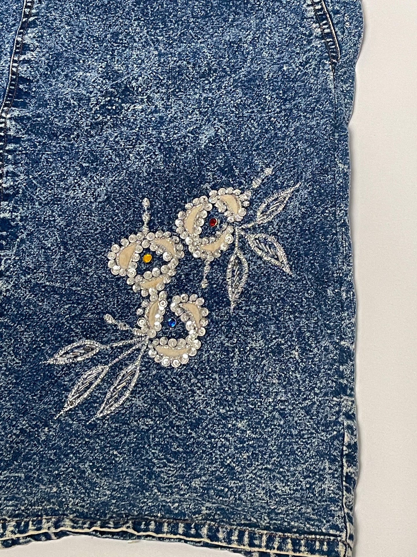 90’s Acid Wash Denim Pencil Skirt (M/L)