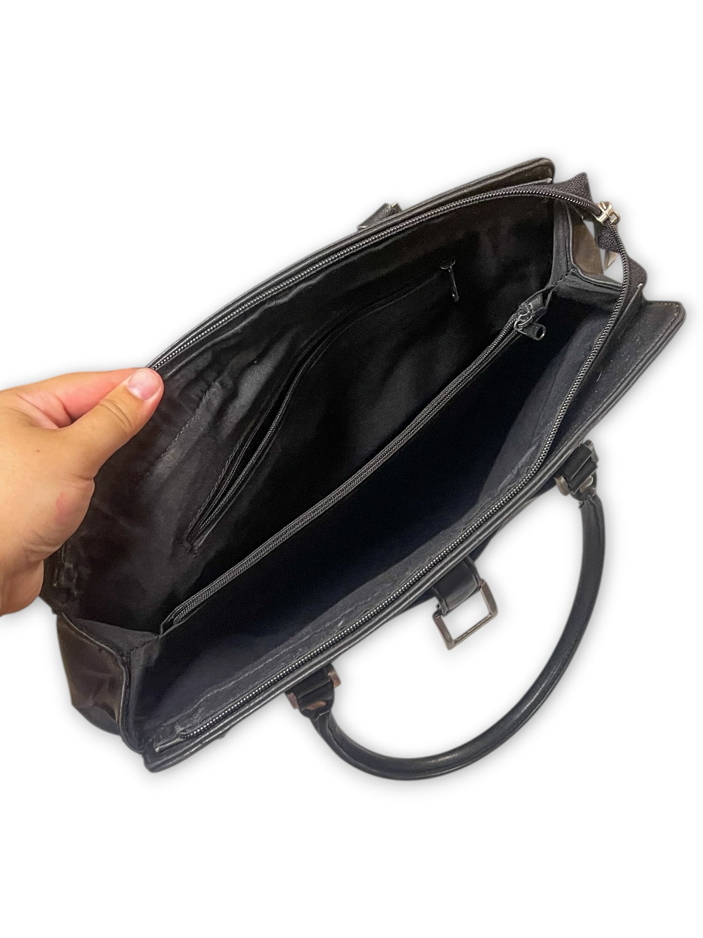 90’s/Y2K Guess Black Leather Purse