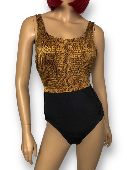 80’s/90’s Slim Allure Retro Swimsuit (M/L)