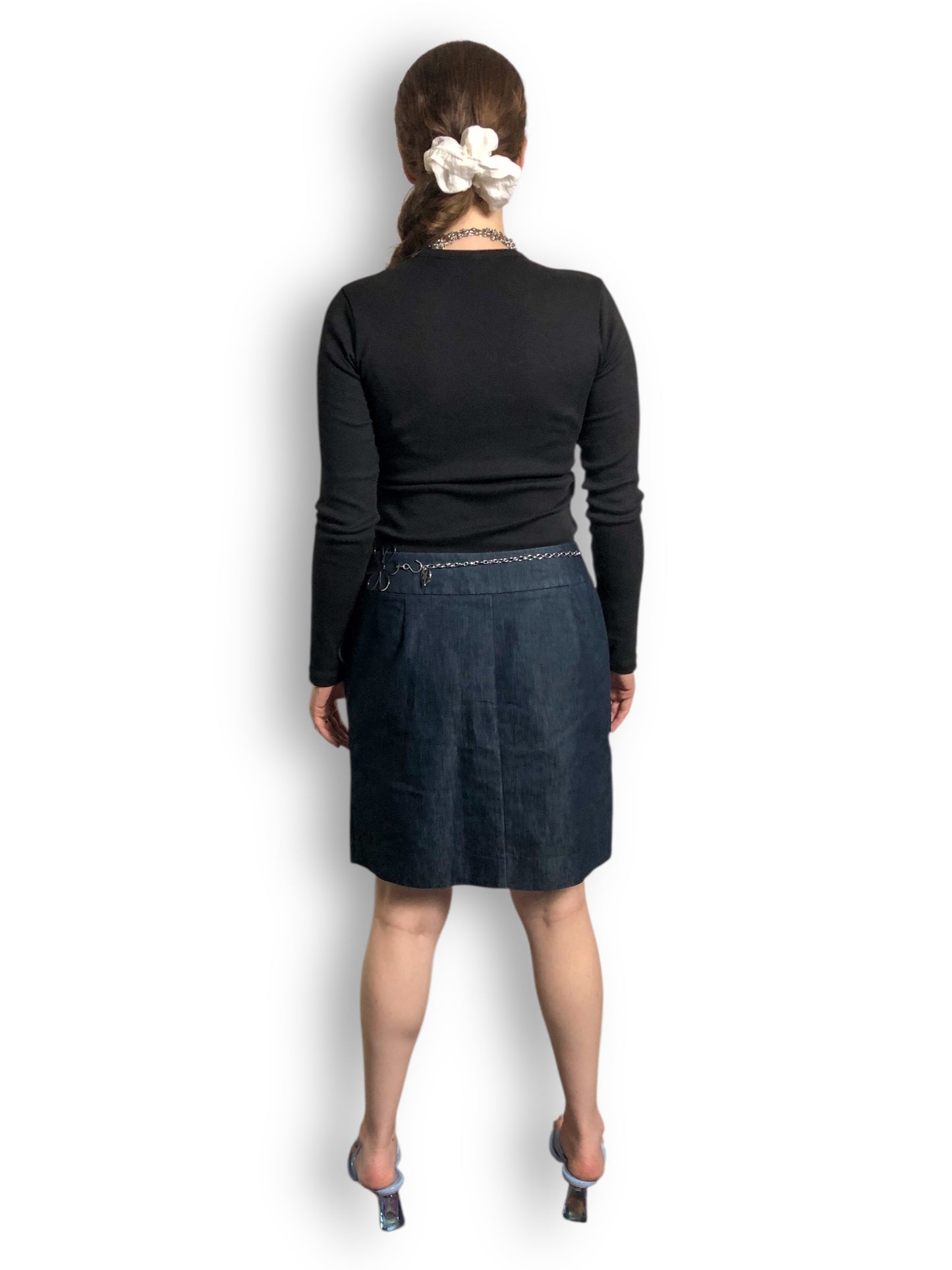 90’s/Y2K Kenneth Cole Dark Wash Denim Skirt (L)