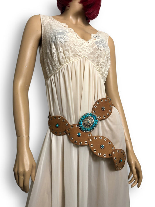 Vintage Tan Leather Medallion Belt (M/L)