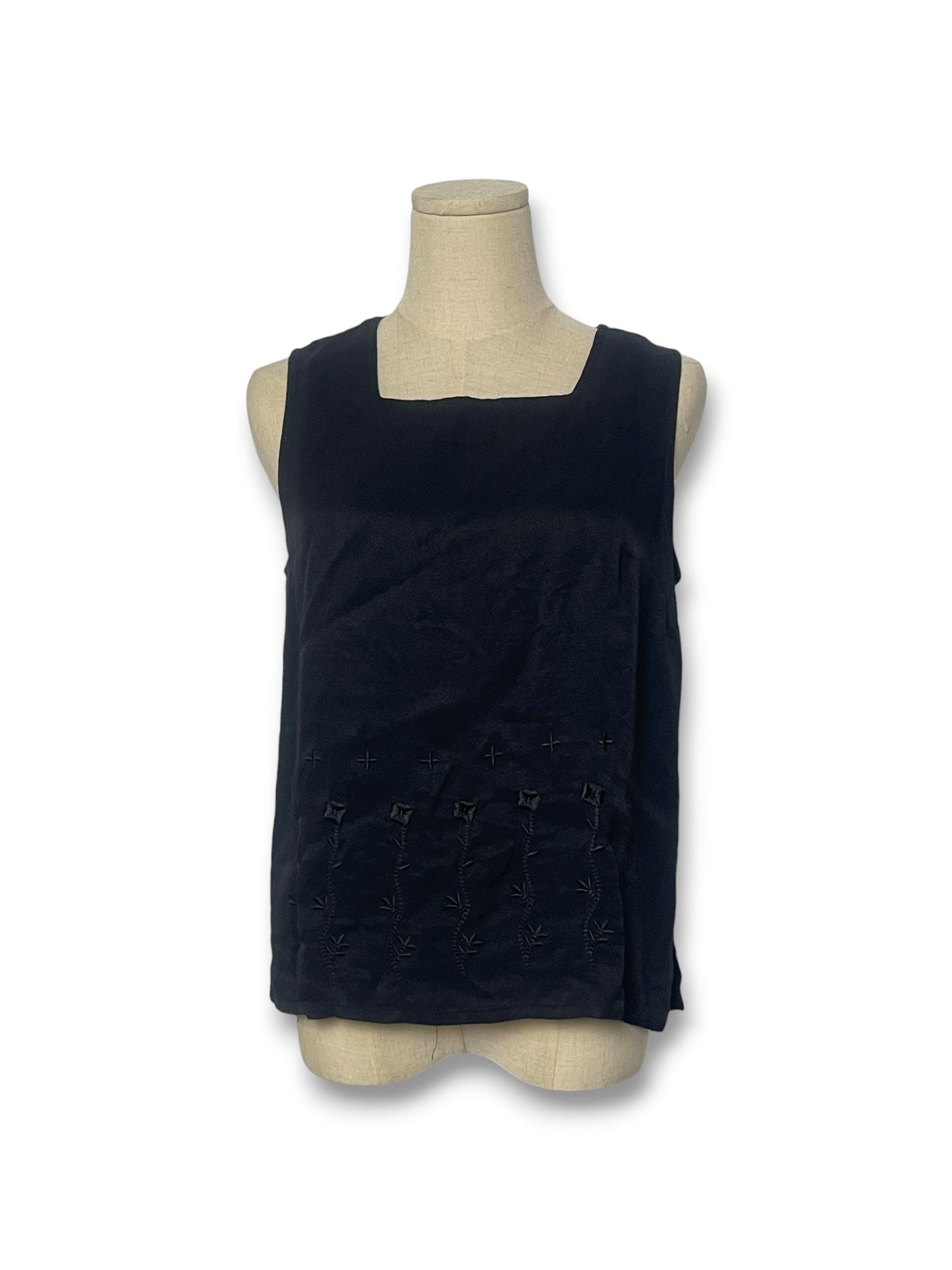 90’s Whimsigoth Embroidered Top (L)