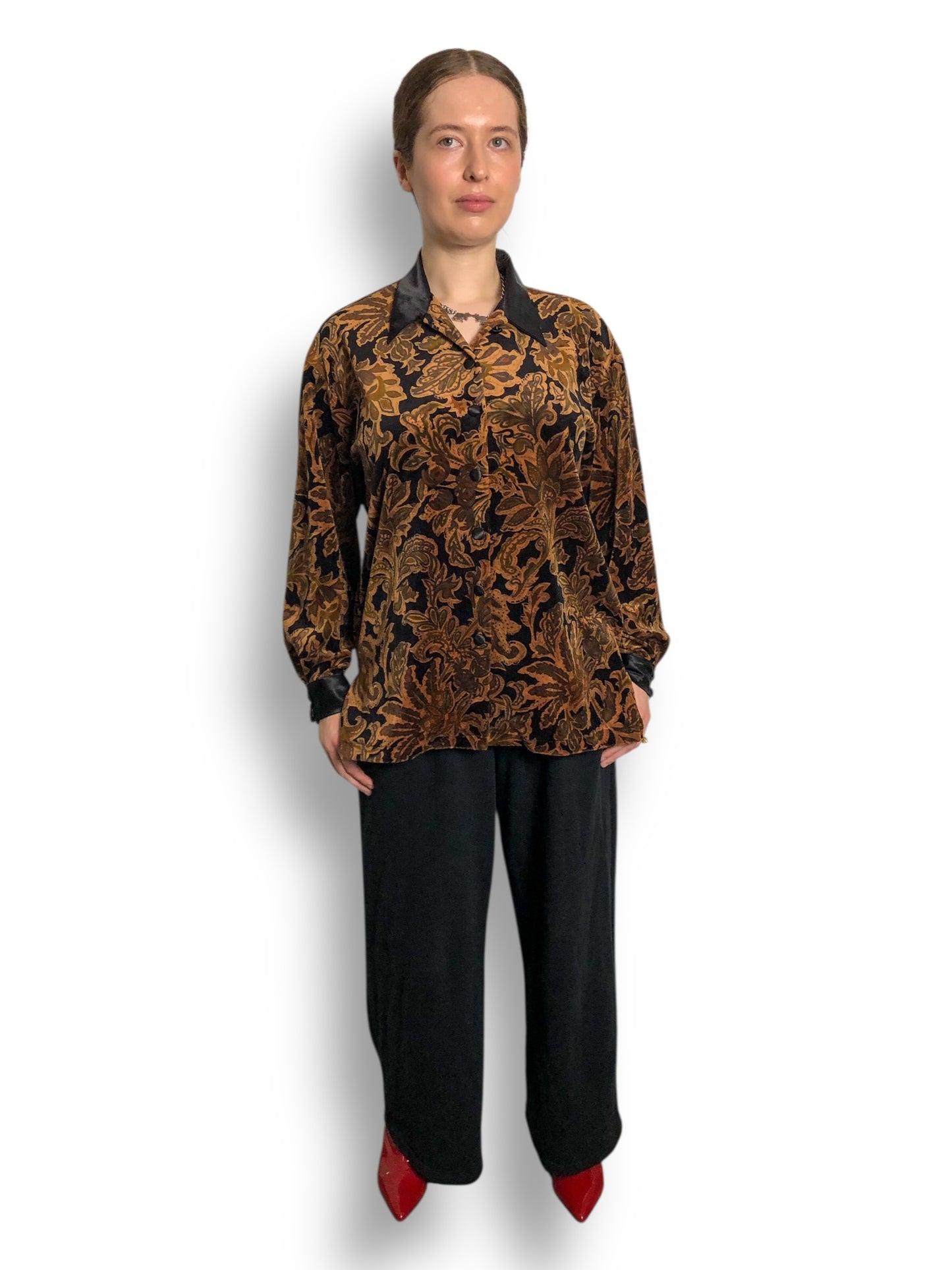 80’s/90’s Lizsport Black and Brown Paisley Velour Shirt (M/L)
