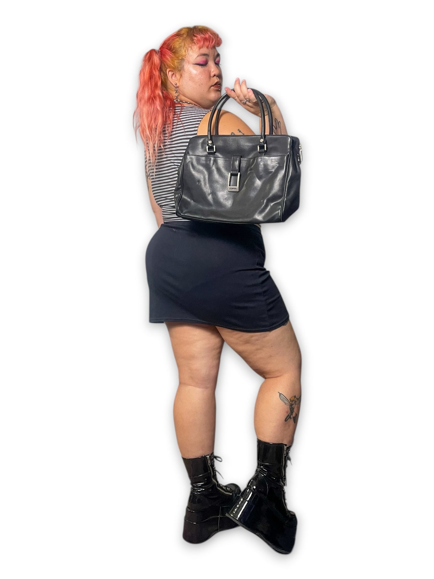 90’s/Y2K Guess Black Leather Purse