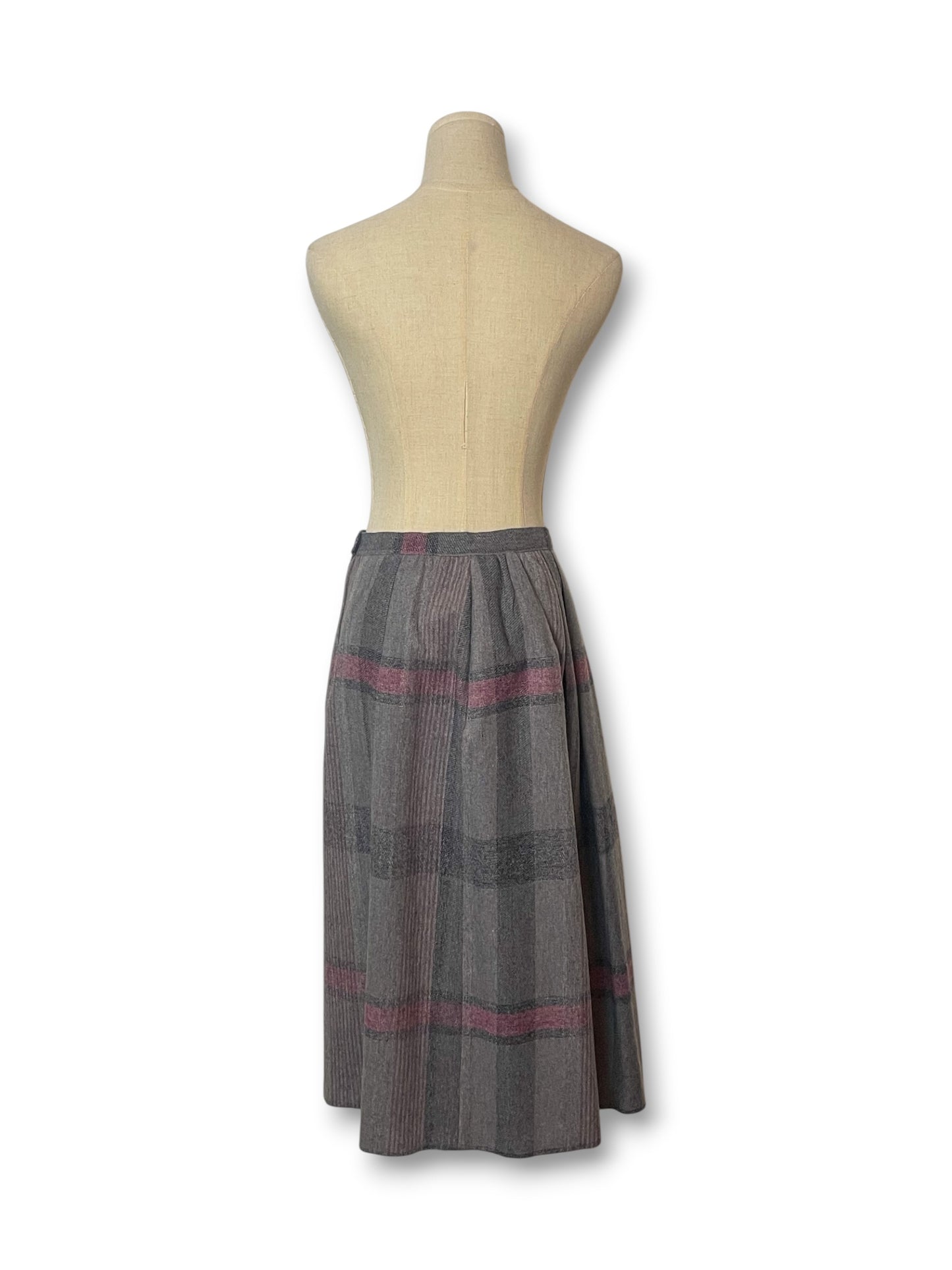 80’s Plaid Pleated Skirt (S/M)