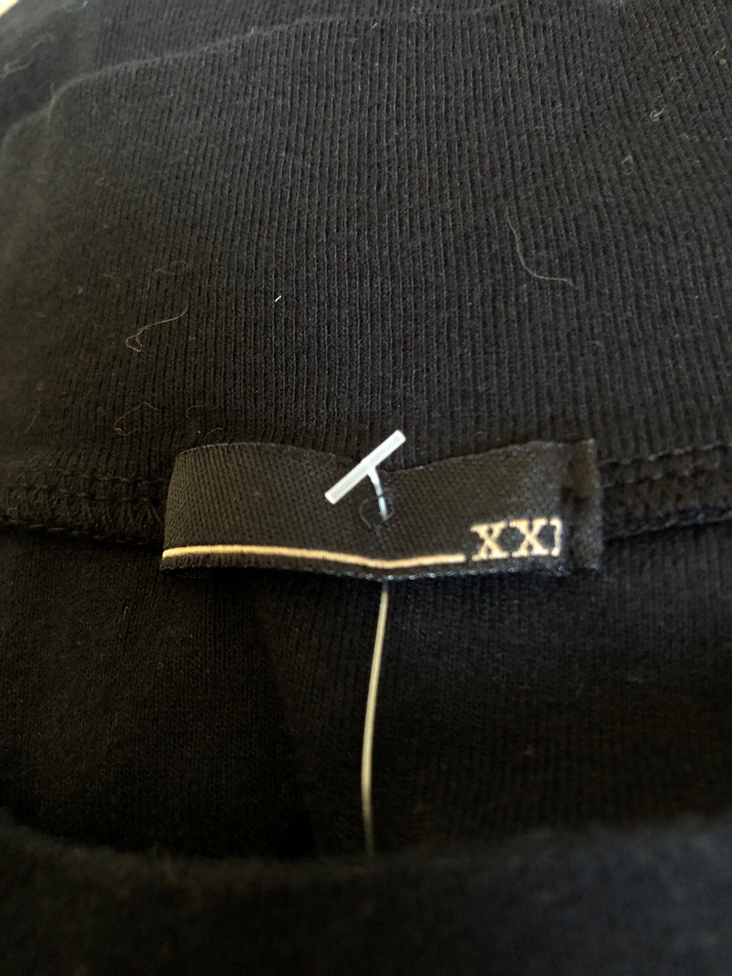 90’s Forever 21 Oakland Black T-Shirt (XXS/XS/S)