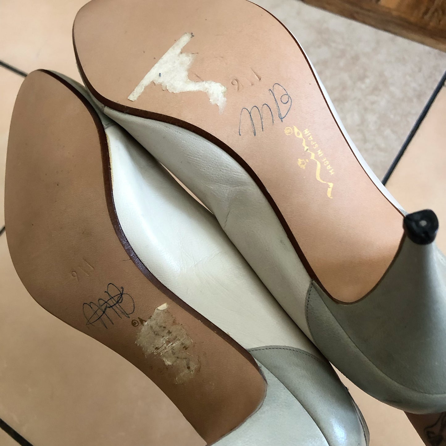 60's/70's Nina White and Gray Heels (9)